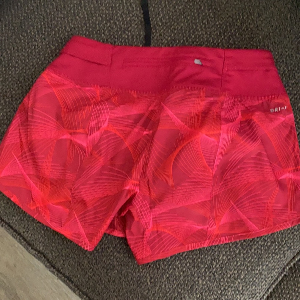 New - Picture 2 of 2